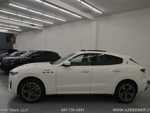Used 2022 Maserati Levante Modena AWD/4WD image 6