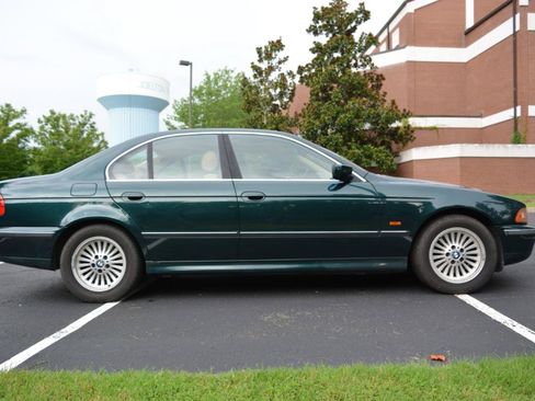 Used 1999 BMW 540i Sedan RWD image 4