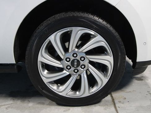 Used 2024 Lincoln Navigator L Reserve image 41