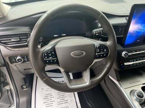 Used 2020 Ford Explorer Platinum AWD/4WD image 14