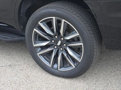 Used 2023 Cadillac Escalade Sport AWD/4WD image 16