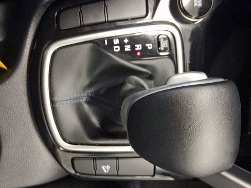 Used 2023 Kia Seltos S w/ Navigation Package FWD image 15