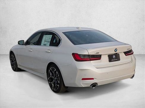 Used 2026 BMW 330i xDrive Sedan w/ Convenience Package AWD/4WD image 9