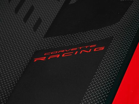 Used 2024 Chevrolet Corvette Stingray Preferred Cpe image 17