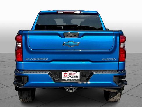 Used 2023 Chevrolet Silverado 1500 Custom AWD/4WD image 8