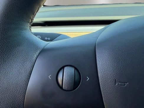Used 2022 Tesla Model 3 RWD image 23