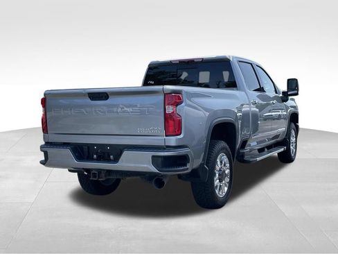 Used 2024 Chevrolet Silverado 2500 High Country AWD/4WD image 4
