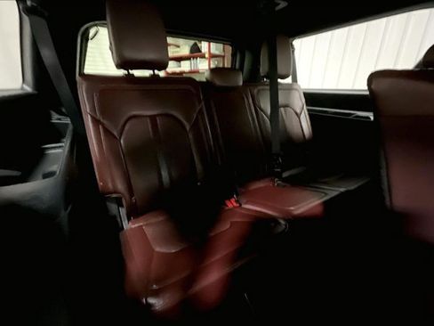 Used 2024 Ford Expedition Max Limited AWD/4WD image 28