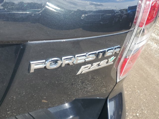 Used 2014 Subaru Forester 2.5i Premium w/ All-Weather Package AWD/4WD image 6