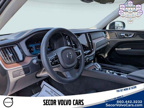 Used 2023 Volvo XC60 B5 Ultimate w/ Climate Package AWD/4WD image 10