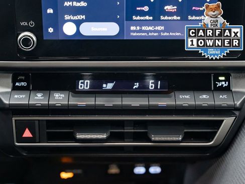 Used 2025 Toyota Camry SE FWD image 12