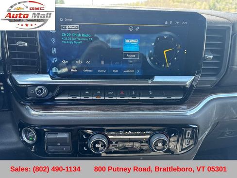 Used 2024 Chevrolet Silverado 1500 RST w/ Z71 Off-Road Package AWD/4WD image 18