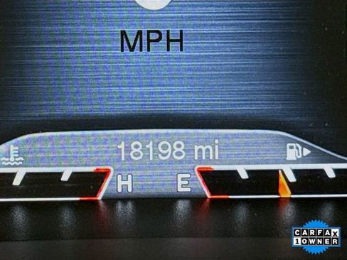 Used 2018 Jeep Cherokee Trailhawk image 12