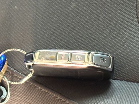 Used 2026 Kia Niro LX FWD image 21