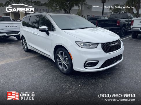 New 2026 Chrysler Pacifica Pinnacle FWD image 1
