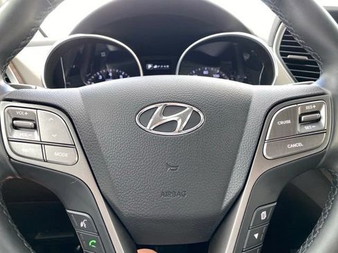 Used 2018 Hyundai Santa Fe Sport FWD image 15
