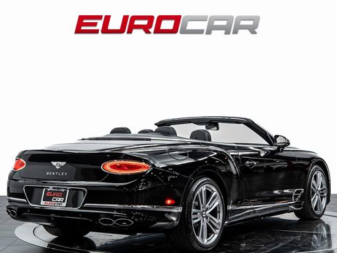 Used 2023 Bentley Continental GT Mulliner image 6