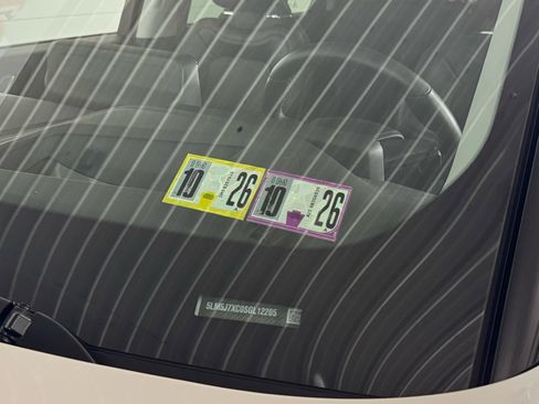 Used 2025 Lincoln Aviator Reserve w/ Equipment Group 201A image 9