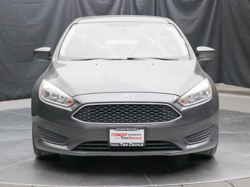 Used 2018 Ford Focus SE image 4