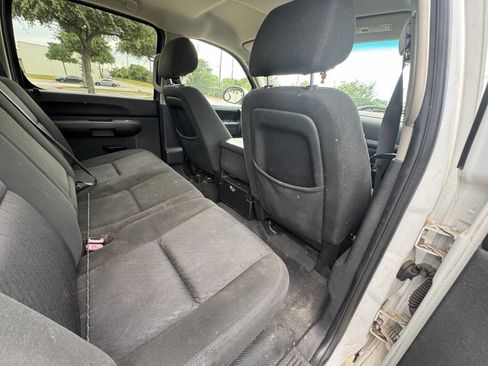 Used 2011 Chevrolet Silverado 1500 LT AWD/4WD image 12