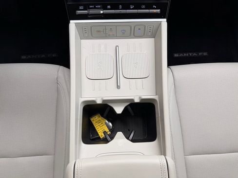 Used 2025 Hyundai Santa Fe Calligraphy image 32