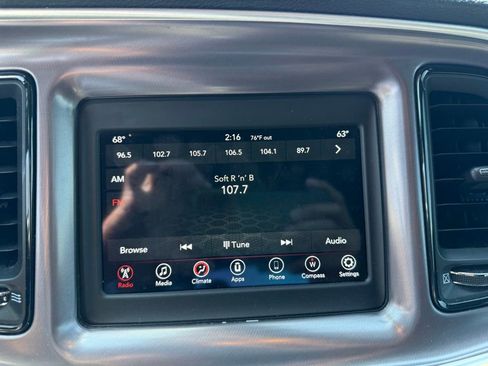 Used 2019 Dodge Challenger R/T RWD image 12