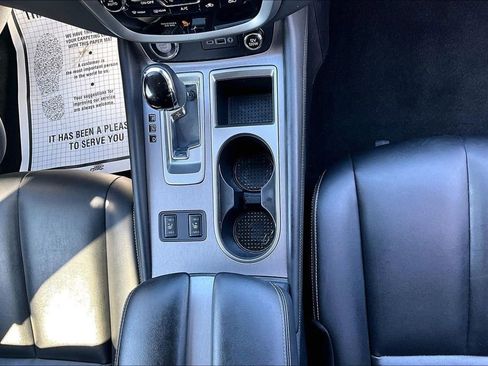 Used 2024 Nissan Murano SV image 18