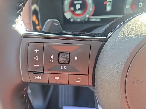 Certified 2024 Nissan Pathfinder Platinum w/ Cargo Package image 16