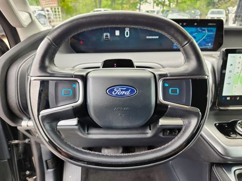 Certified 2025 Ford Expedition Max Platinum AWD/4WD image 31