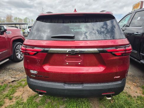 Used 2024 Chevrolet Traverse RS w/ LPO, Floor Liner Package image 5