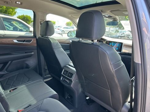New 2026 Volkswagen Atlas SE image 43