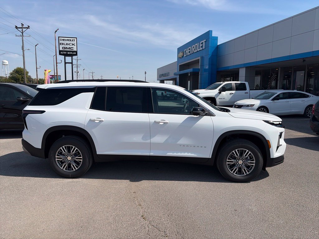 New 2027 Chevrolet Traverse LT w/ Driver Confidence Package AWD/4WD image 7
