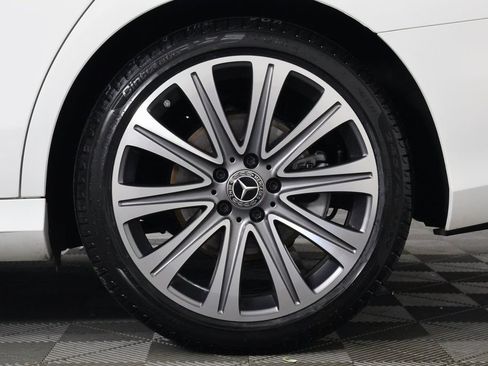 Used 2022 Mercedes-Benz E 350 Sedan image 16