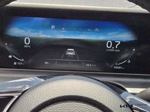 Certified 2025 Kia Seltos EX FWD image 26