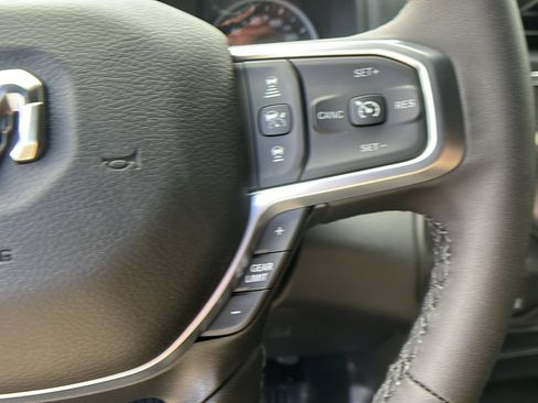 New 2025 RAM 5500 4x4 Regular Cab image 22