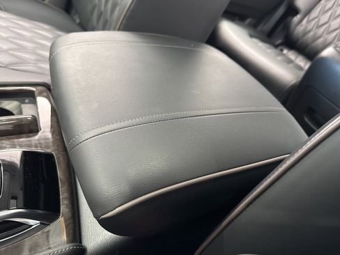 Used 2024 Nissan Armada Platinum w/ Captain's Chairs Package image 33