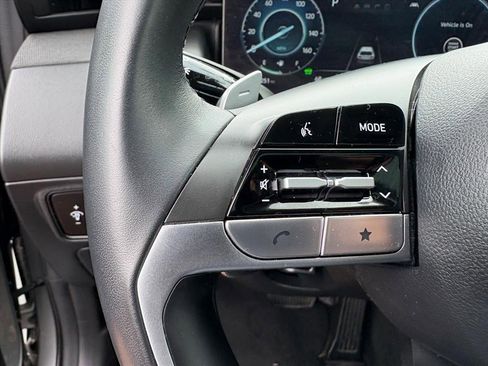 Certified 2024 Hyundai Tucson SEL AWD/4WD image 11