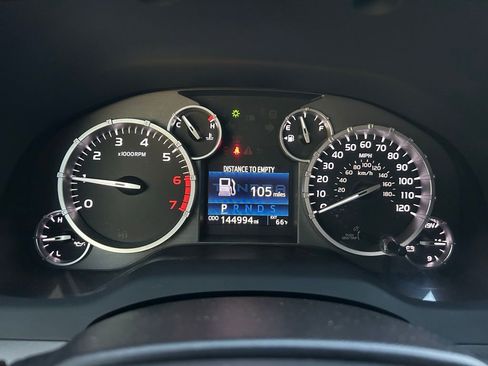 Used 2015 Toyota Tundra SR5 w/ SR5 Upgrade Package image 24