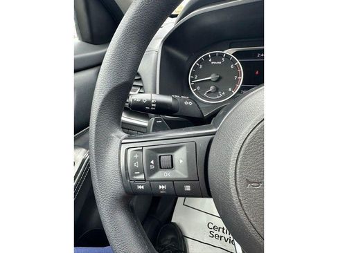 Used 2024 Nissan Rogue SV AWD/4WD image 24