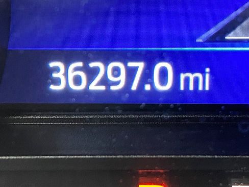 Certified 2022 Ford Explorer XLT w/ Equipment Group 202A image 22