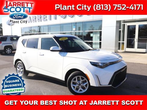 Used 2025 Kia Soul LX w/ LX Technology Package image 1