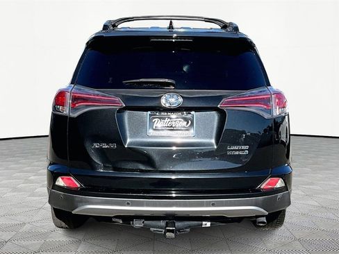 Used 2018 Toyota RAV4 Limited image 4