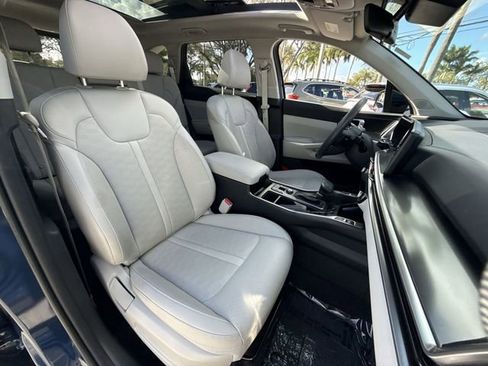 Used 2025 Kia Sorento S w/ Panoramic Sunroof Package image 27