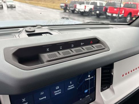 New 2025 Ford Bronco Heritage Edition image 18