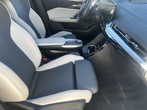 Used 2024 BMW X2 xDrive28i w/ Premium Package AWD/4WD image 13