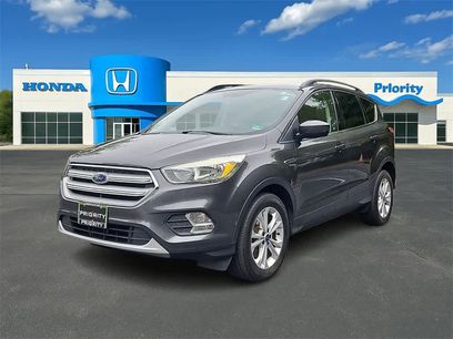 Used 2018 Ford Escape SE w/ SE Sync 3 Package