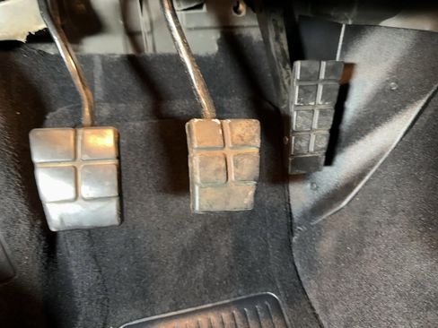 Used 1996 Chevrolet Corvette Coupe image 37