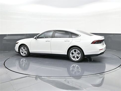 New 2025 Honda Accord LX image 5