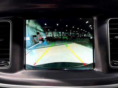 Used 2022 Dodge Charger SXT AWD/4WD image 11