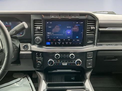 Used 2024 Ford F350 Platinum AWD/4WD image 11